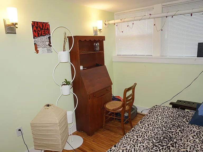 Ashland & Laurel Apartments — Photo 24