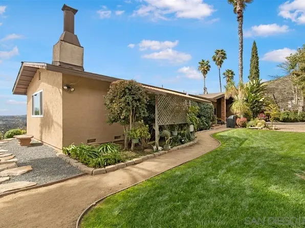 7631 Rancho Amigos Rd N, Bonsall, CA 92003