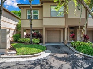 826 Normandy Trace Rd, Tampa, FL 33602