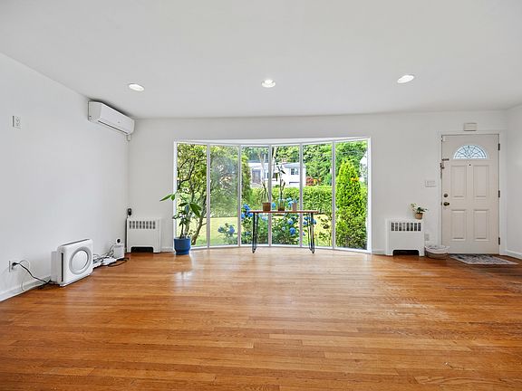 4th image of 21 Joyce Rd