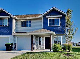 201 Sunflower St, Blue Springs, MO 64014