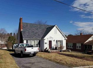 136 13th St, Pulaski, VA 24301