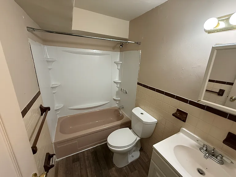 2310 Baynard Boulevard — Photo 6