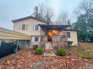 311 N Oak St, Hendersonville, NC 28739