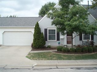 14270 Thatchers Ln #62, Strongsville, OH 44149