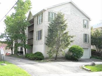 1st image of 528 Pershing Ave APT B