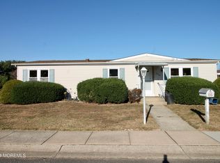 650 Dede Dr, Freehold, NJ 07728