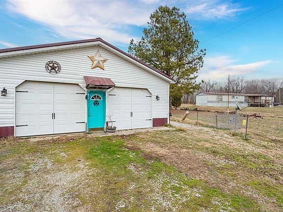 3rd image of 321 Deanfield Church Rd