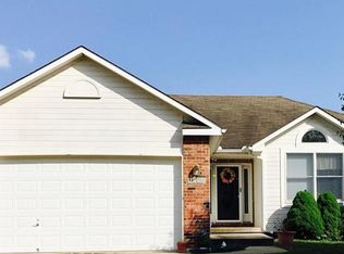 1228 SE Scenic Dr, Blue Springs, MO 64014