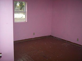 4th image of 602 6th Ave
