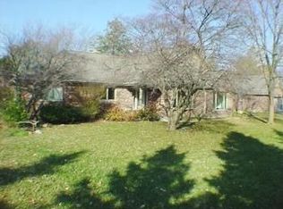 53 Darlington Dr, Hawthorn Woods, IL 60047