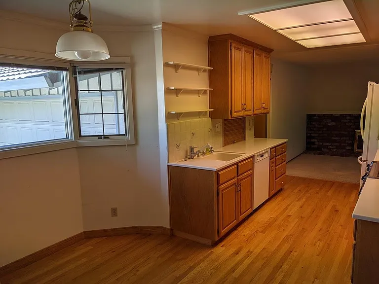 10363 Denison Ave — Photo 4