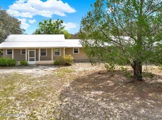 12436 Oregon Rd, Weeki Wachee, FL 34614