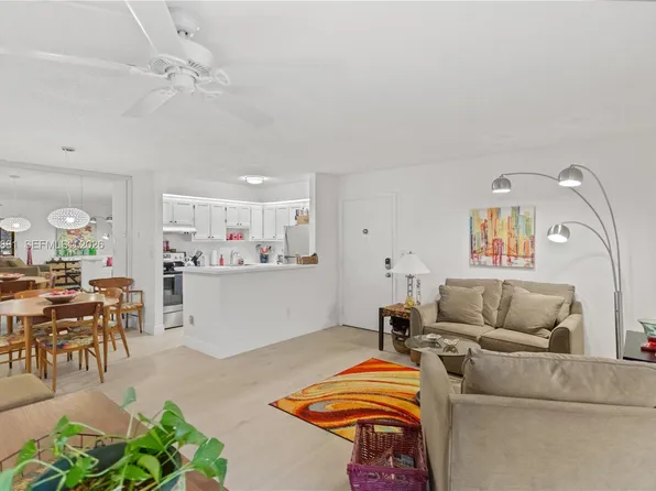 9930 S Belfort Cir #105, Tamarac, FL 33321