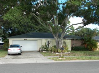 12900 98th St, Largo, FL 33773