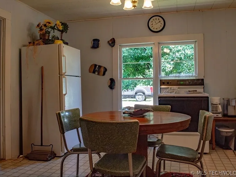 1537 Sooner Rock Rd — Photo 14