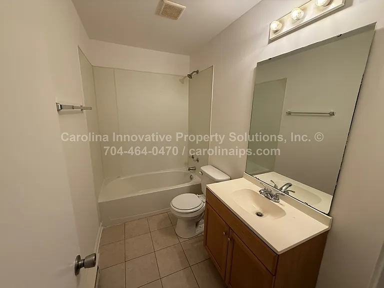1800 Newland Rd #3 — Photo 9