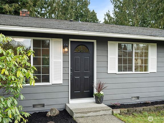 2nd image of 13520 51st Drive SE