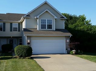 579 Hidden Harbor Dr, Painesville, OH 44077