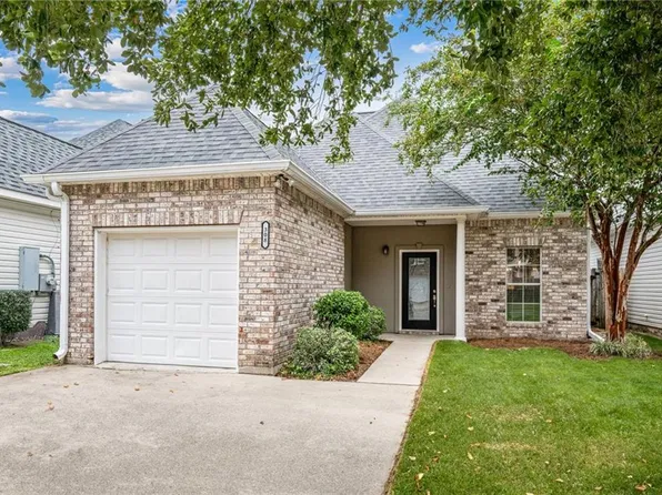 308 Lismore Ln, Covington, LA 70433