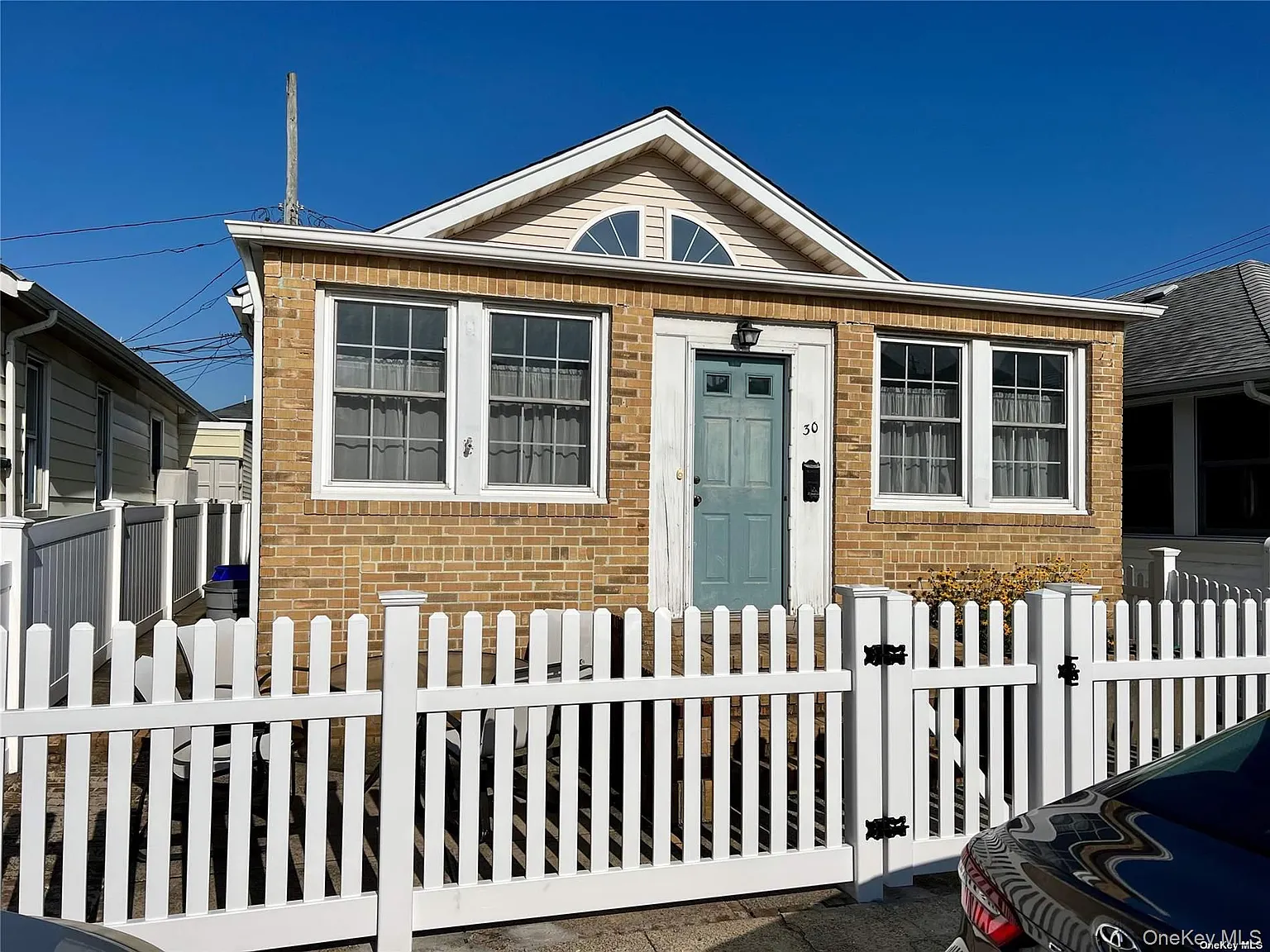 3 bed, 1.0 bath, $3,000 — Photo 1