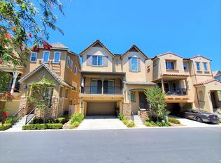 1131 Gardiner Ln, Fullerton, CA 92833