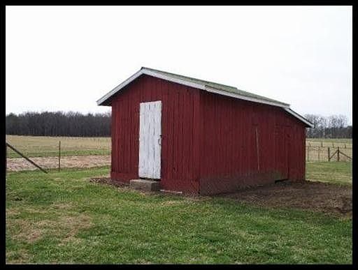 5th image of 3173 Genesis Rd