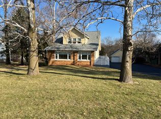 5004 N Knoxville Ave, Peoria, IL 61614