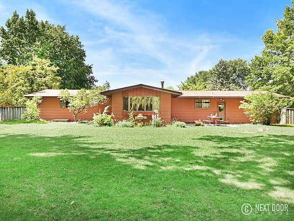 5th image of 5985 E South Prairie Dr