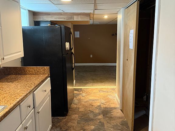 3rd image of 51 Laverack Ave APT 2