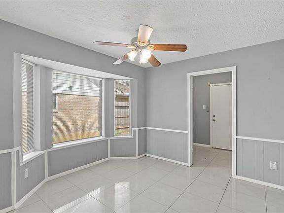 5th image of 2403 Creek Meadows Dr