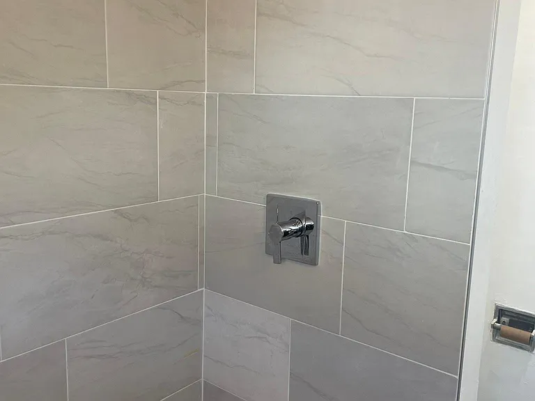 712 Edgewood St #712 — Photo 6