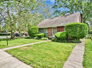 3735 Main St, Skokie, IL 60076