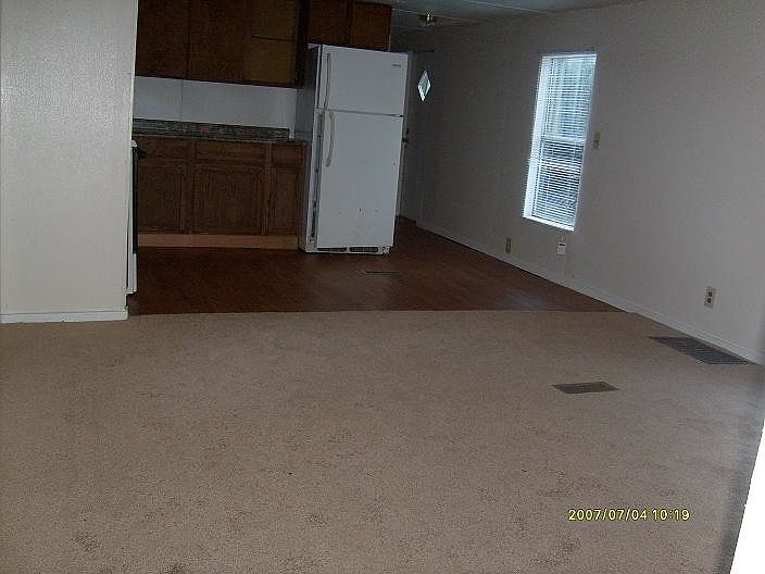 2nd image of 930 Sunset Dr #A