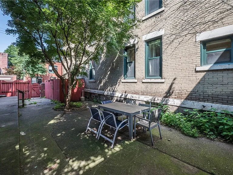 1110 Palo Alto St #A — Photo 28
