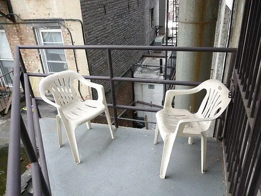 Rented by Chartwell Manhattan Realty | media 15