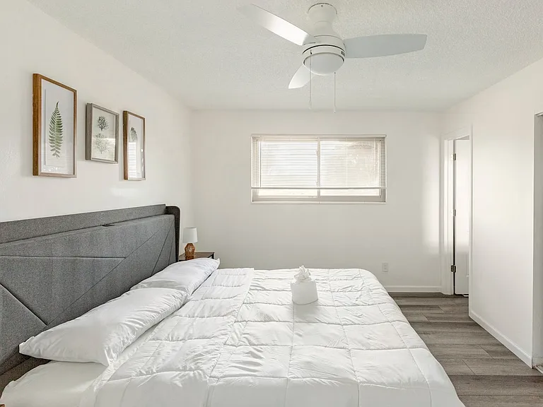 6129 Wolff St — Photo 18