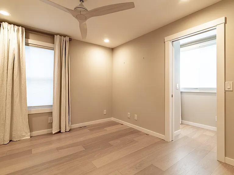 215 High St — Photo 13