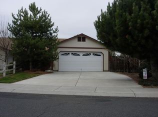 3661 SW Bobby Jones Ct, Redmond, OR 97756