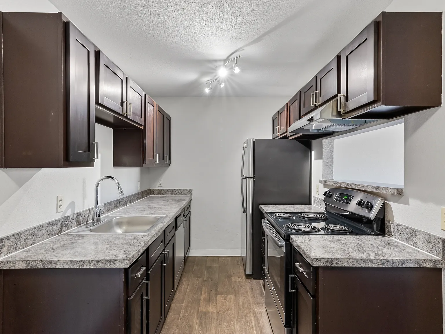 Verona Apartment Homes — Photo 2