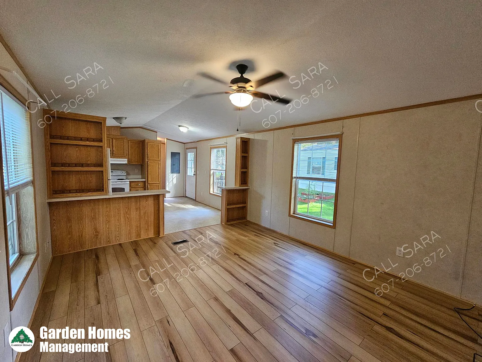3 bed, 924 sqft, $1,350 — Photo 4