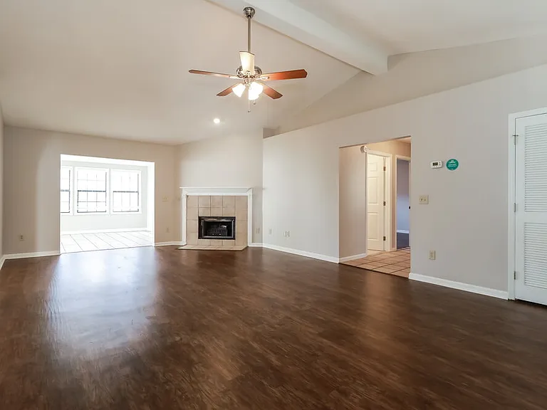 2977 Tuscarora Trl — Photo 3