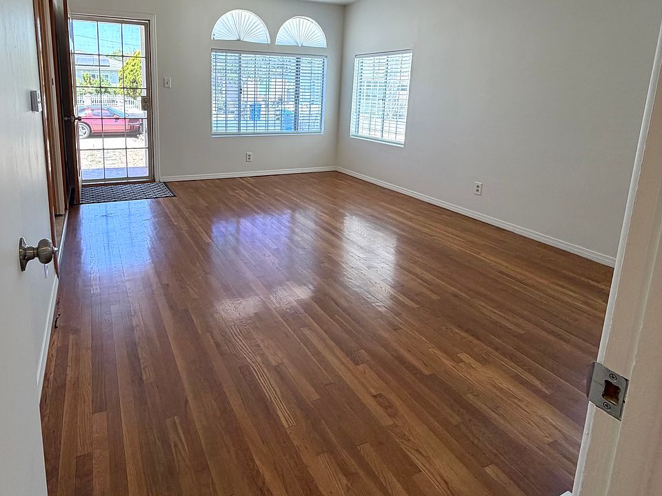 Living Room
(Sala)