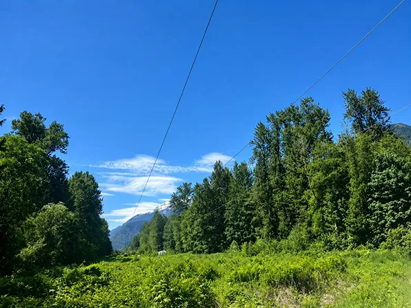 146 Doghaven Ln, Squamish, BC V8B