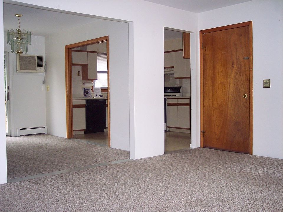 1st Floor LR 