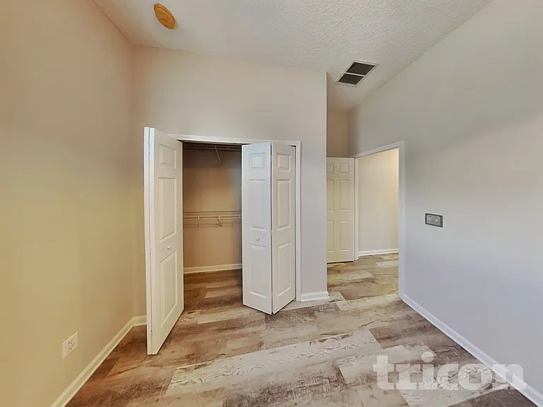 13698 Devan Lee Dr N — Photo 11