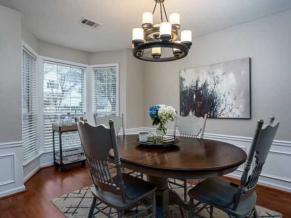 5th image of 329 Bramford Way NW