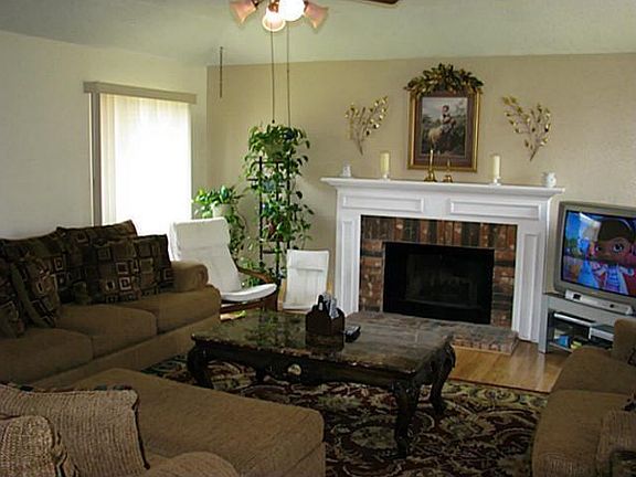 4th image of 326 Jessica Dr