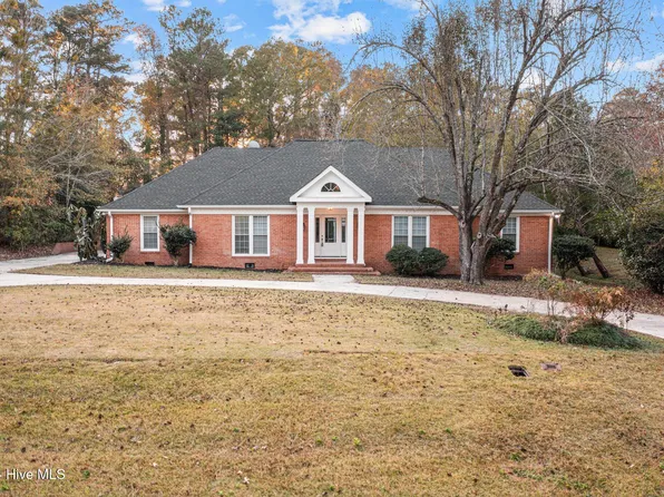 1211 Greenway Drive, Jacksonville, NC 28546
