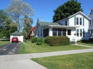 22 S Broad St, Elkhorn, WI 53121